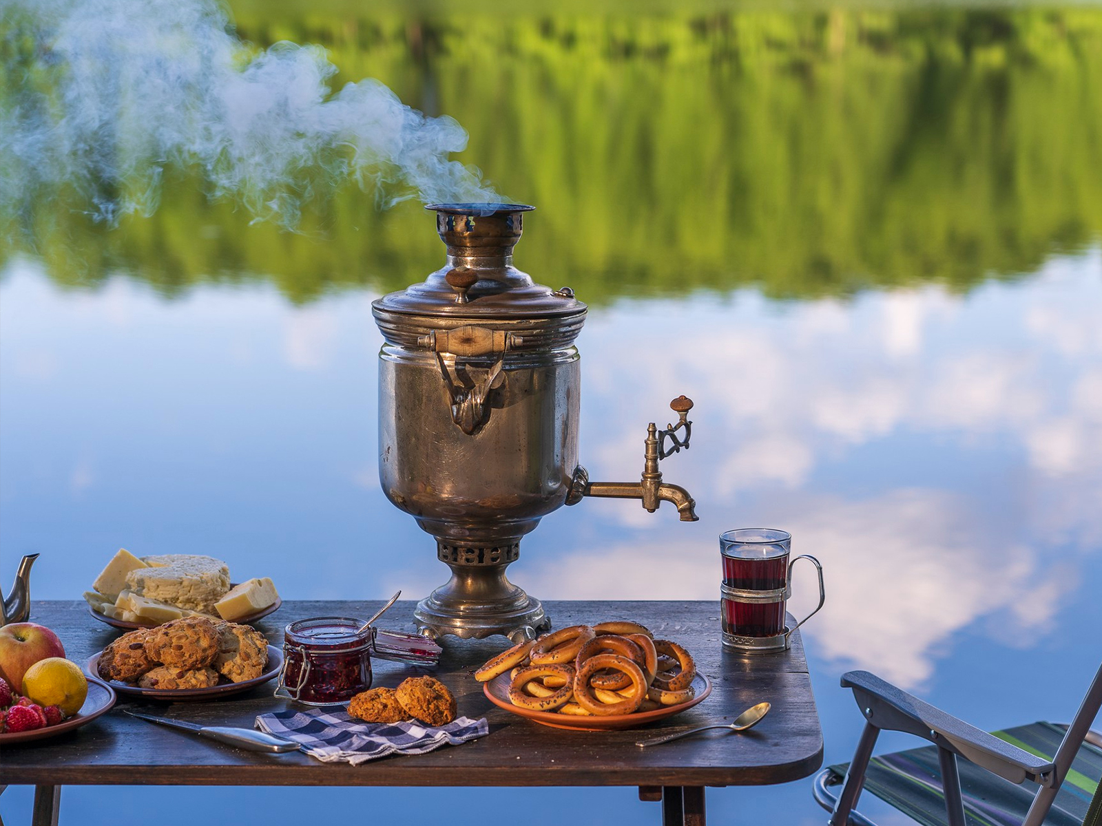 Chef's Plantation Table — Food