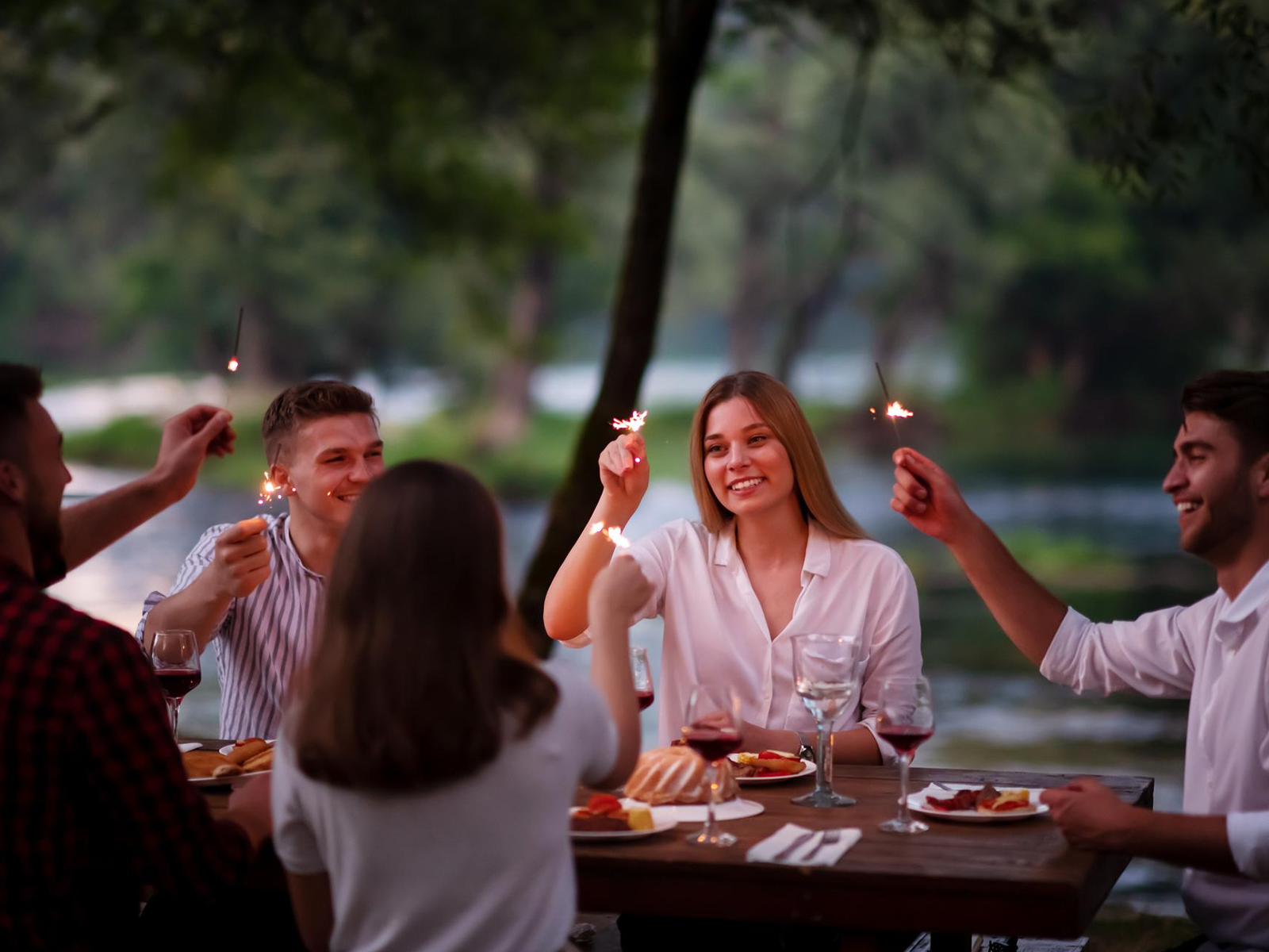 Chef's Plantation Table — Outdoor Dining