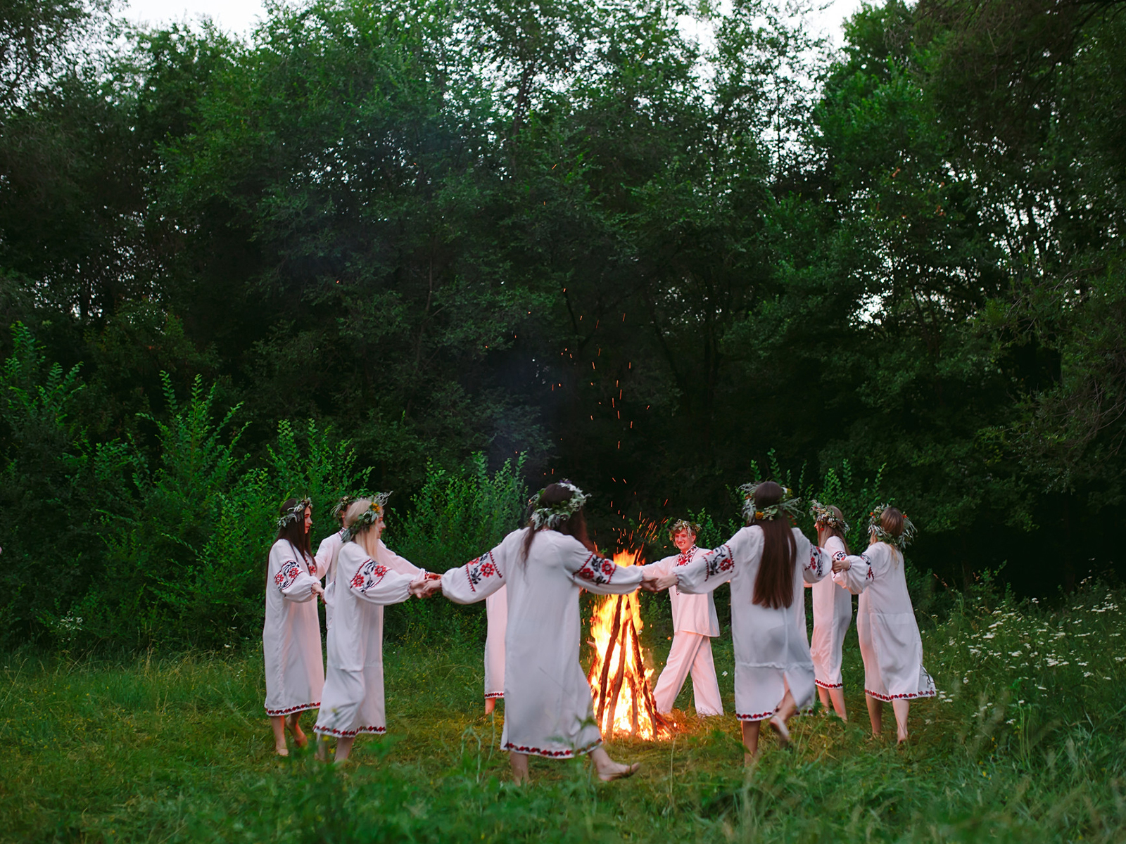 Corporate Outings — Outdoor Gathering
