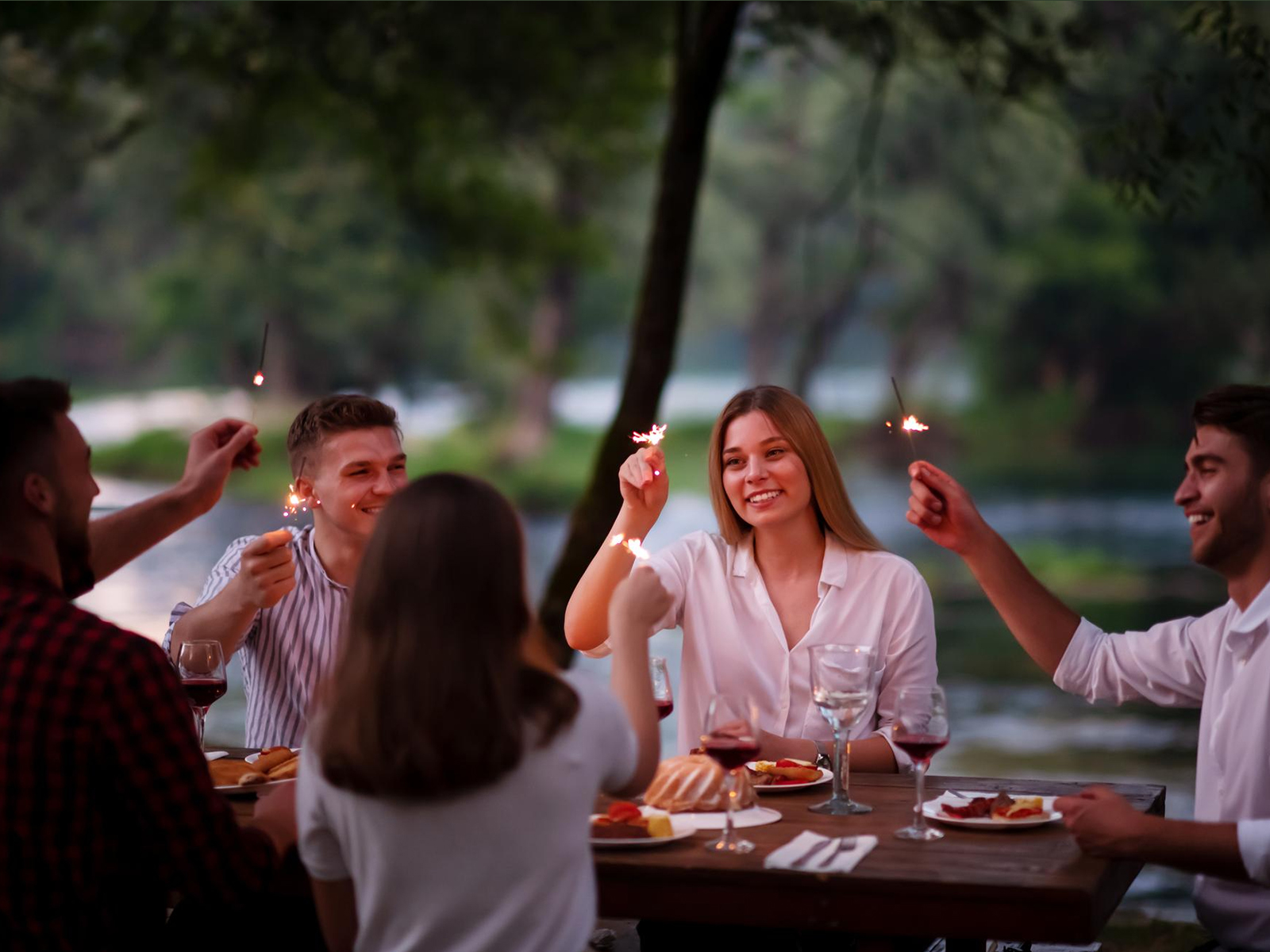 Corporate Outings — Group Dining