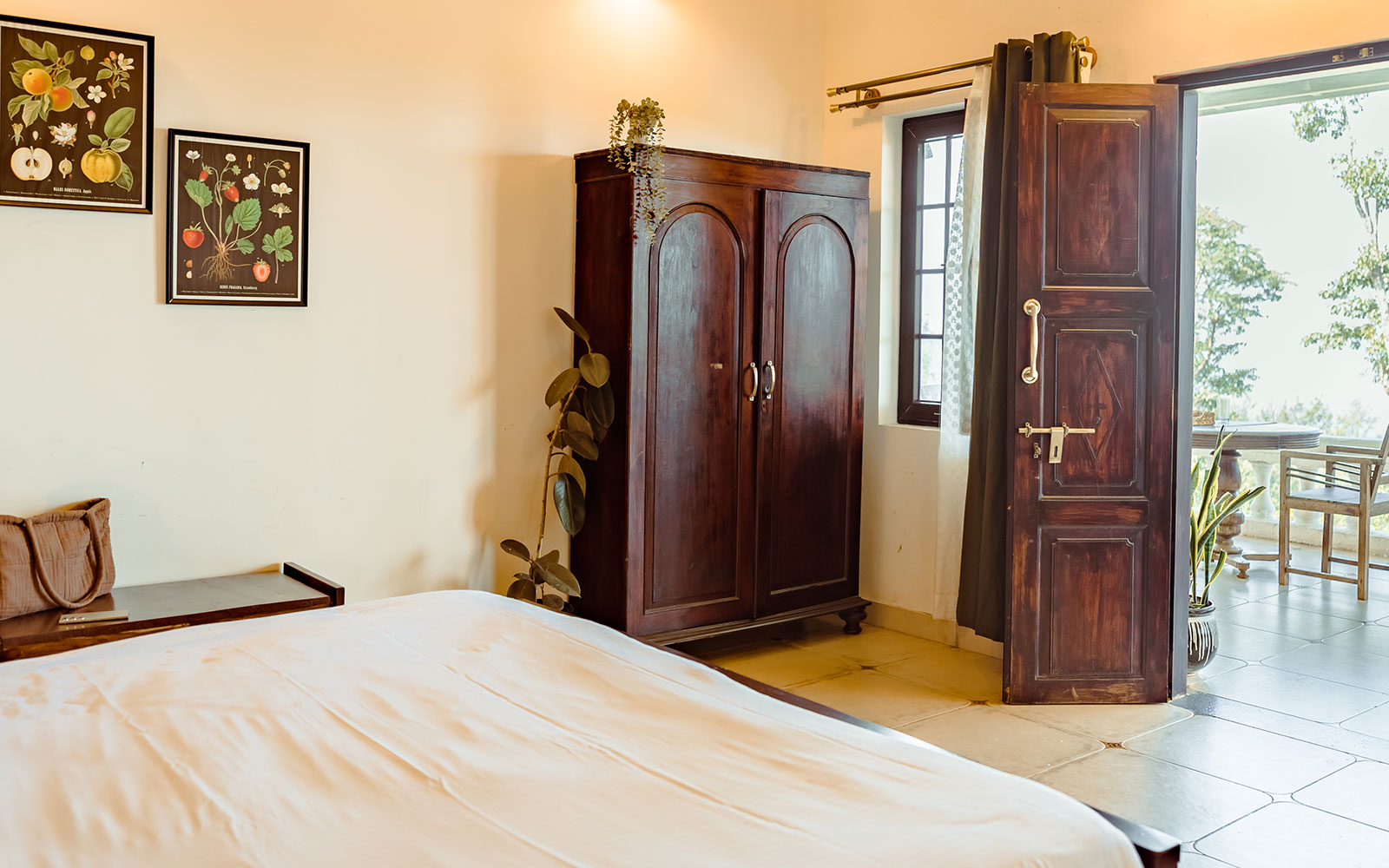 Plantation View Room